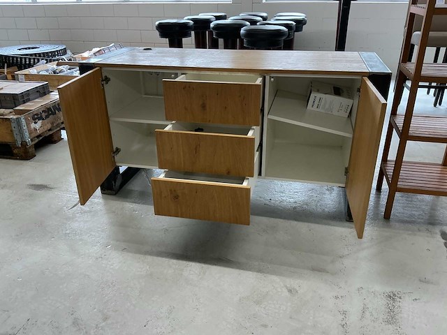 Dressoir en rekje - afbeelding 5 van  7