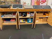 Dressoir met inhoud - afbeelding 8 van  15