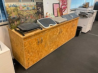 Dressoir met inhoud - afbeelding 9 van  15