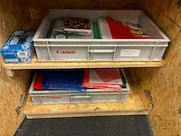 Dressoir met inhoud - afbeelding 14 van  15