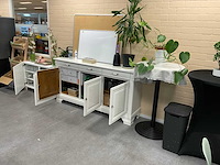 Dressoir met inhoud - afbeelding 13 van  19