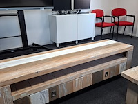 Dressoir met salontafel - afbeelding 1 van  4