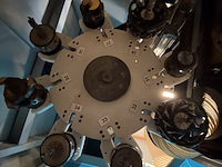 Drie-assig cnc bewerkingscentrum raptor 2142 met vacuümpomp, 8-koppige carrousel, boorunit en zaagunit. bo... - afbeelding 11 van  21