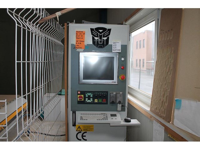 Drie-assig cnc bewerkingscentrum raptor 2142 met vacuümpomp, 8-koppige carrousel, boorunit en zaagunit. bo... - afbeelding 12 van  21