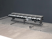 Drie-assig cnc bewerkingscentrum raptor 2142 met vacuümpomp, 8-koppige carrousel, boorunit en zaagunit. bo... - afbeelding 20 van  21