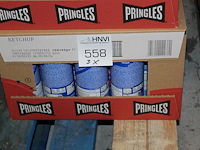 Drie dozen pringles ketchup. 57 bussen. - afbeelding 1 van  2