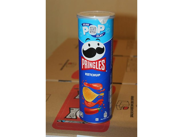 Drie dozen pringles ketchup. 57 bussen. - afbeelding 2 van  2