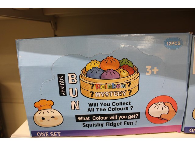 Drie dozen squichy buns - afbeelding 2 van  4