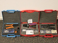 Drie elektra speciaal tangen w.o. knipex in drie kunststoffen koffers.