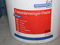 Drie emmers fassadenreinigingspasta remmers. - afbeelding 3 van  3