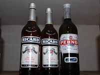 Drie flessen richard en pernod. - afbeelding 1 van  2
