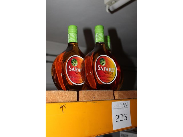 Drie flessen safari senza. - afbeelding 2 van  2