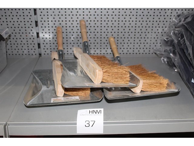 Drie handveger en blik sets hendrik jan - afbeelding 1 van  2