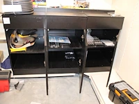 Drie houten kasten met lade en deur. afmeting per kast 51 x 61 cm. hoogte 90 - afbeelding 3 van  3