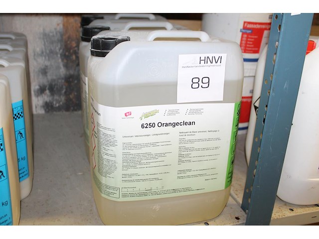 Drie jerrycans a 10l orangeclean atramex. - afbeelding 1 van  3