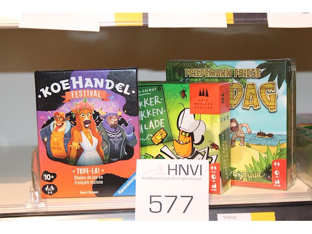 Drie kaartspellen 999games soloavontuur en kakkerlakkenslade en ravensburger koehandel. - afbeelding 1 van  2