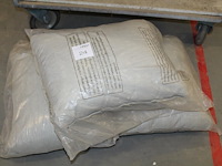 Drie kussens 40 x 60 cm.