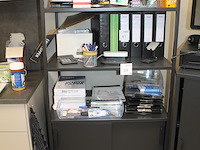 Drie metalen archiefkasten w.o. 2x afmeting 80 x 56 x 110 cm. let op: exclusief inhoud. - afbeelding 2 van  6