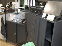 Drie metalen archiefkasten w.o. 2x afmeting 80 x 56 x 110 cm. let op: exclusief inhoud. - afbeelding 6 van  6