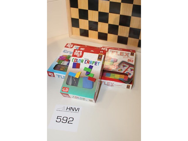 Drie minispellen 999 games w.o. colorcarpet, crystal en 90 graden. - afbeelding 2 van  2