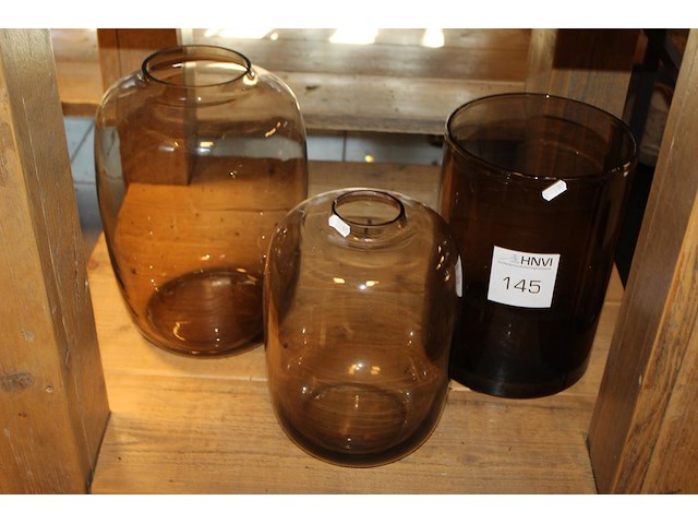 Drie rookglas vazen 30 cm. - afbeelding 1 van  3