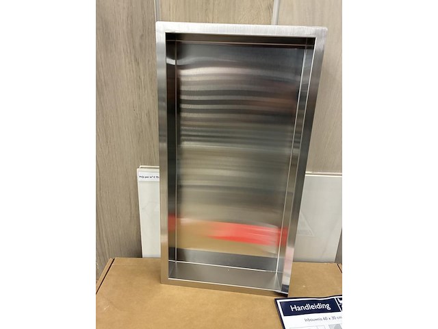 Drie rvs inbouwnissen regn w.o. 30 x 60 x 7 cm en 2x 30 x 60 x 10 cm. - afbeelding 2 van  4
