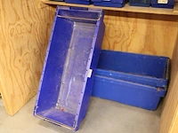 Drie stapelbare bakken, afm. 112 x 48 x 35 cm. - afbeelding 2 van  2
