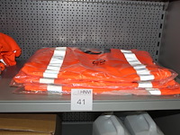 Drie veiligheidstruien in maat s, m en l - afbeelding 2 van  3