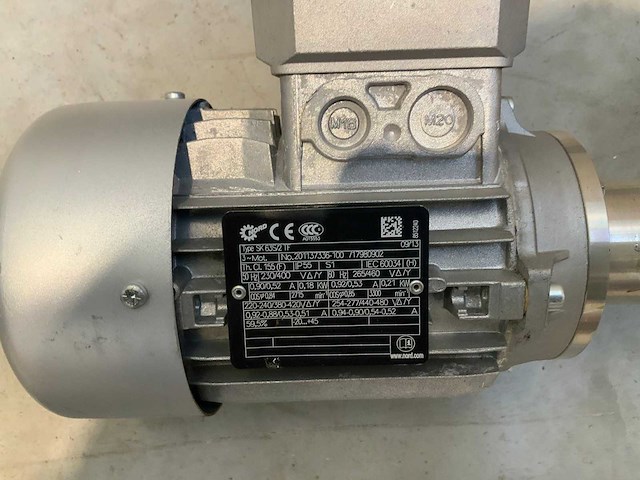 Driefasige asynchrone elektromotor - reactor roeren (2x) - afbeelding 3 van  4