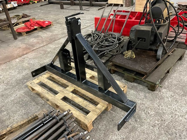 Driepunts inrichting voor grondbak - afbeelding 3 van  5