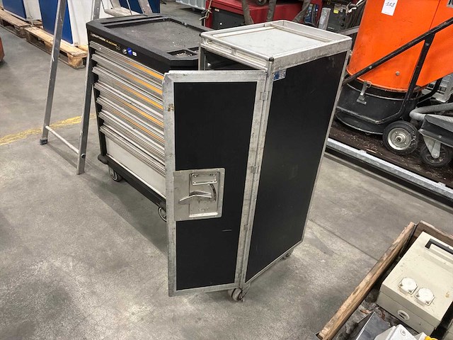 Driessen / klm dlh 573 vliegtuig trolley half formaat - afbeelding 1 van  7