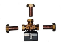 Driewegklep, 002036743 - afbeelding 1 van  3