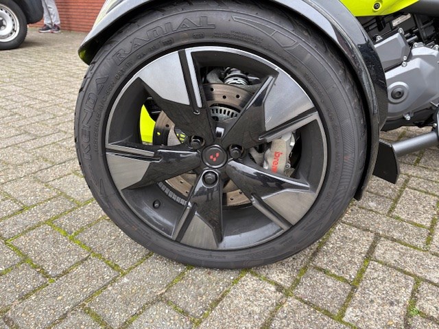 Driewielige motor brp can-am type spyder f3s - afbeelding 2 van  15