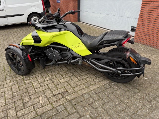 Driewielige motor brp can-am type spyder f3s - afbeelding 8 van  15