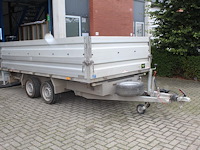 Driezijdige kipper aanhanger humbaur htk 3000.37 met kenteken 84-ws-gp. - afbeelding 1 van  8