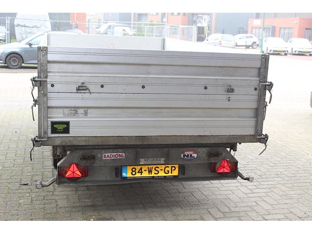 Driezijdige kipper aanhanger humbaur htk 3000.37 met kenteken 84-ws-gp. - afbeelding 7 van  8