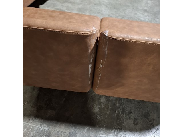 Driezitsbank met anderhalf zits bank, pedrali - afbeelding 7 van  9