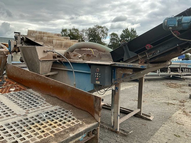 Drijf-zinkscheider - recyclinginstallatie - afbeelding 11 van  16