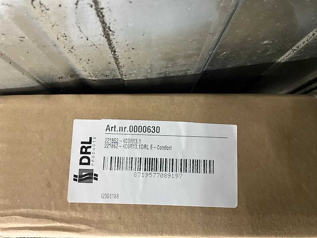 Drl claudia e comfort radiator 1200w ral 9005 - afbeelding 3 van  3