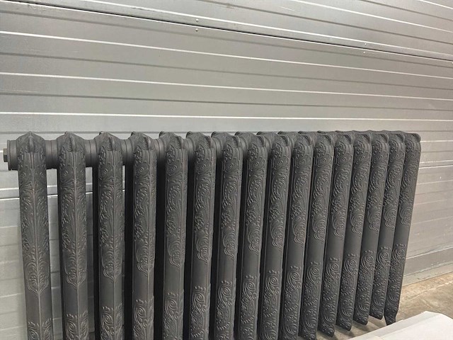 Drl liberty decorato gietijzeren 2 koloms designradiator - afbeelding 3 van  11