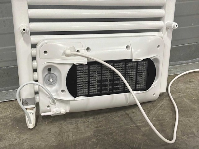 Drl v elektrische badkamerradiator blow 500w - afbeelding 8 van  11