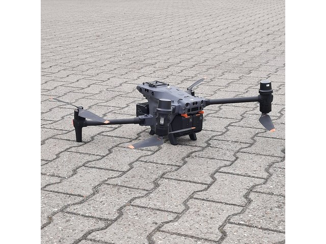 Drone, dji, matrice m30t - afbeelding 2 van  29