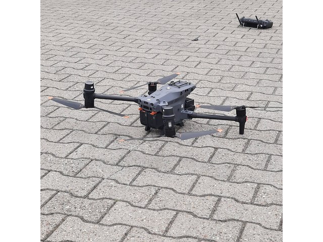 Drone, dji, matrice m30t - afbeelding 3 van  29