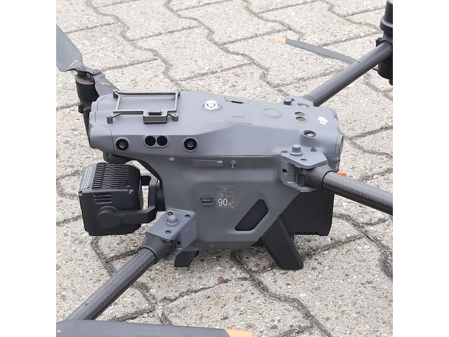 Drone, dji, matrice m30t - afbeelding 10 van  29