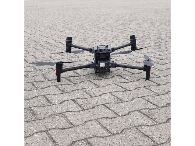 Drone, dji, matrice m30t - afbeelding 1 van  29
