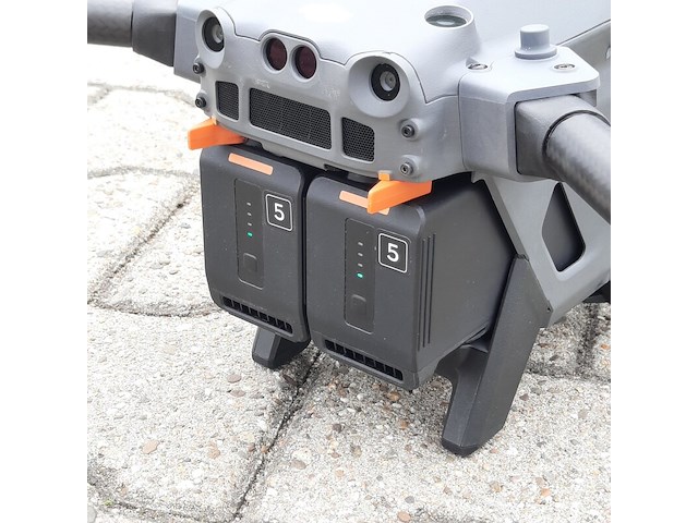 Drone, dji, matrice m30t - afbeelding 14 van  29