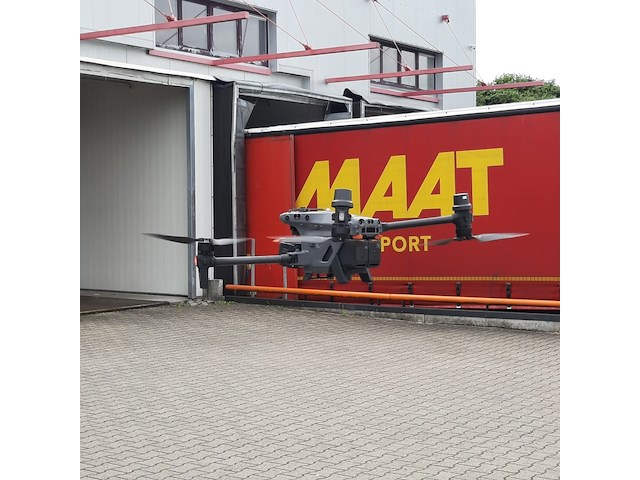 Drone, dji, matrice m30t - afbeelding 27 van  29