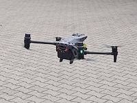 Drone, dji, matrice m30t - afbeelding 24 van  40