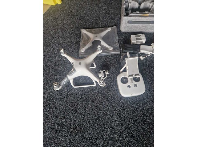 Drone, dji, phanton 4 | valschade - afbeelding 1 van  11