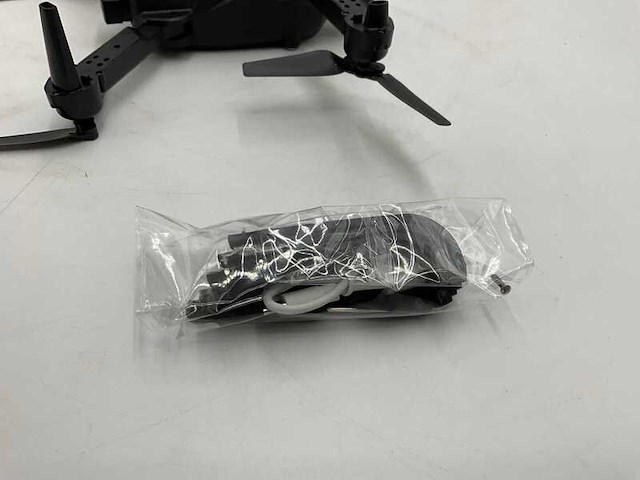 Drone, thalor - afbeelding 6 van  16